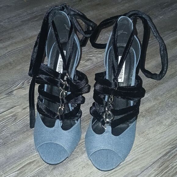 Cape Robbin Denim Black Peep Toe Ankle Straps Heels NWOT Sz 8 - Picture 2 of 8